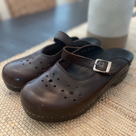 Dansko Merrie Cabrio Mary Jane Clogs - Picture 2 of 6